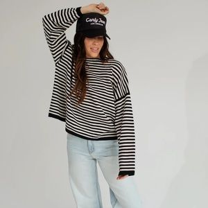 Carly Jean Los Angeles Wesley Pullover Sweater Black White Striped One Size